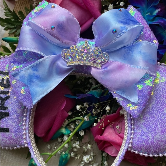 Special custom made mickey Ears - Picture 2 of 5